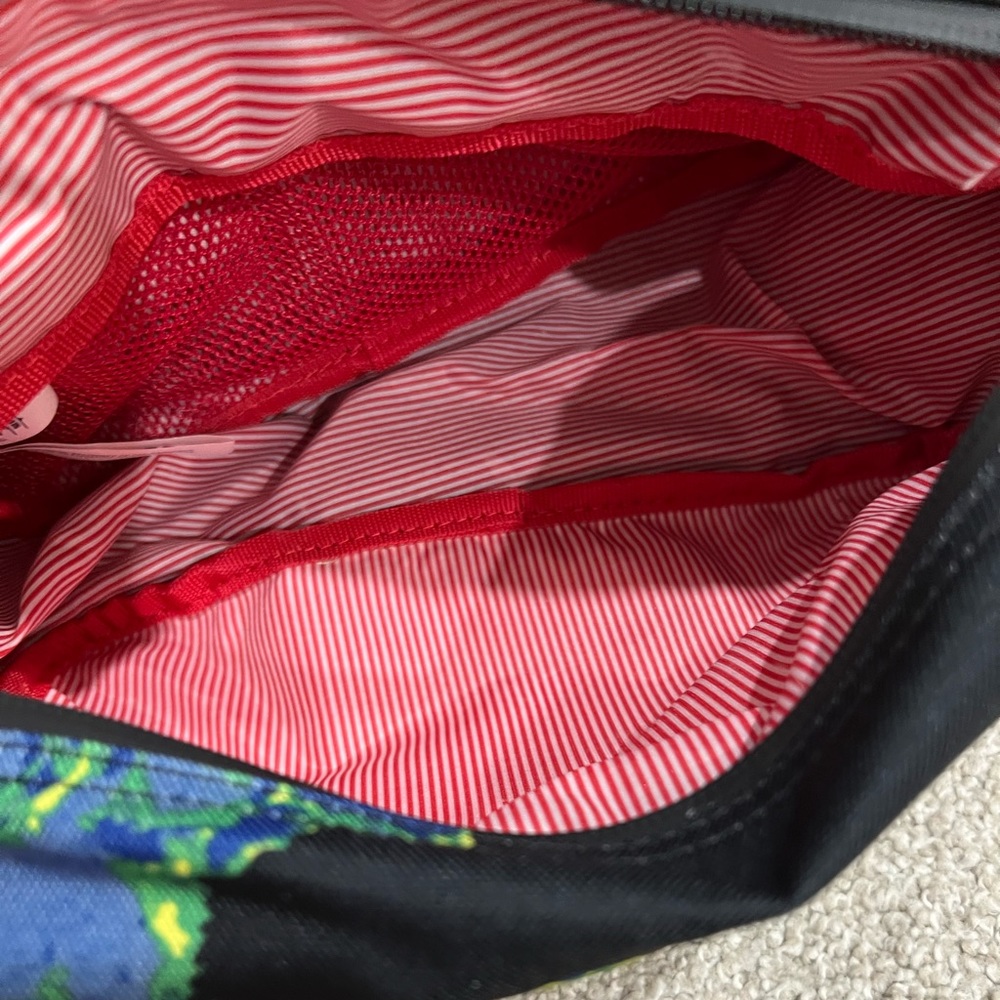 HERSCHEL FLORAL COSMETICS BAG - Picture 3 of 8